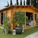 A segunda casa de Raul cheia de vida em Valência, Espanha