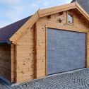 A garagem de madeira da família Gerlach em Oppach, Alemanha