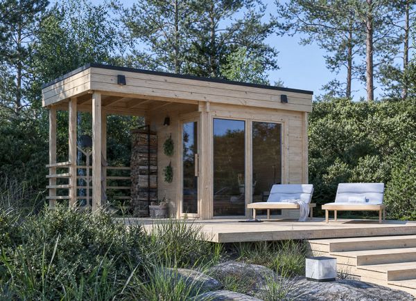 Sauna de madeira FREJA com terraço coberto (tronco maciço) – 4,5×2,5 m, 9,15 m² thumbnail 1