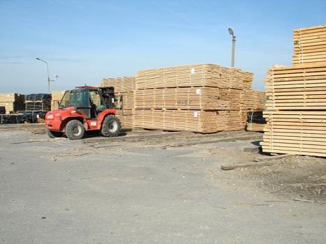 Escritório-e-equipamento-de-Pineca